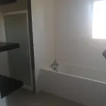 Villa F5 Avec Jacuzzi , A 800m