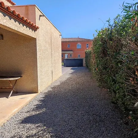 F5 Avec Jacuzzi , A 800m Torreilles